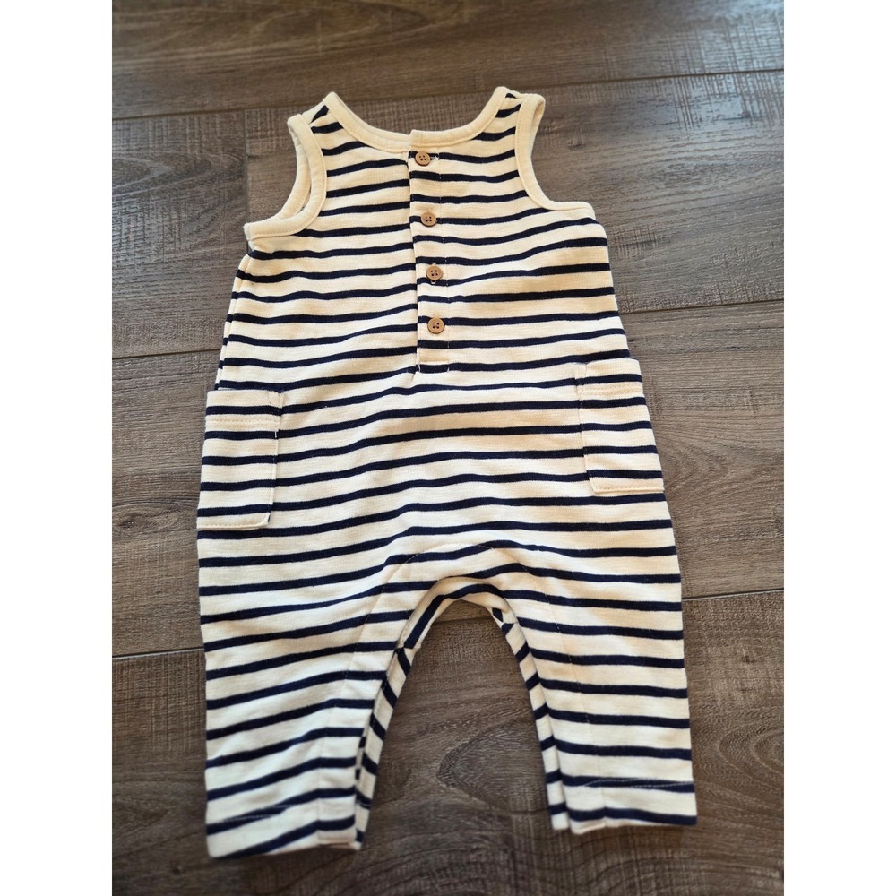 Old navy baby boy‎ romper 0-3 mos
